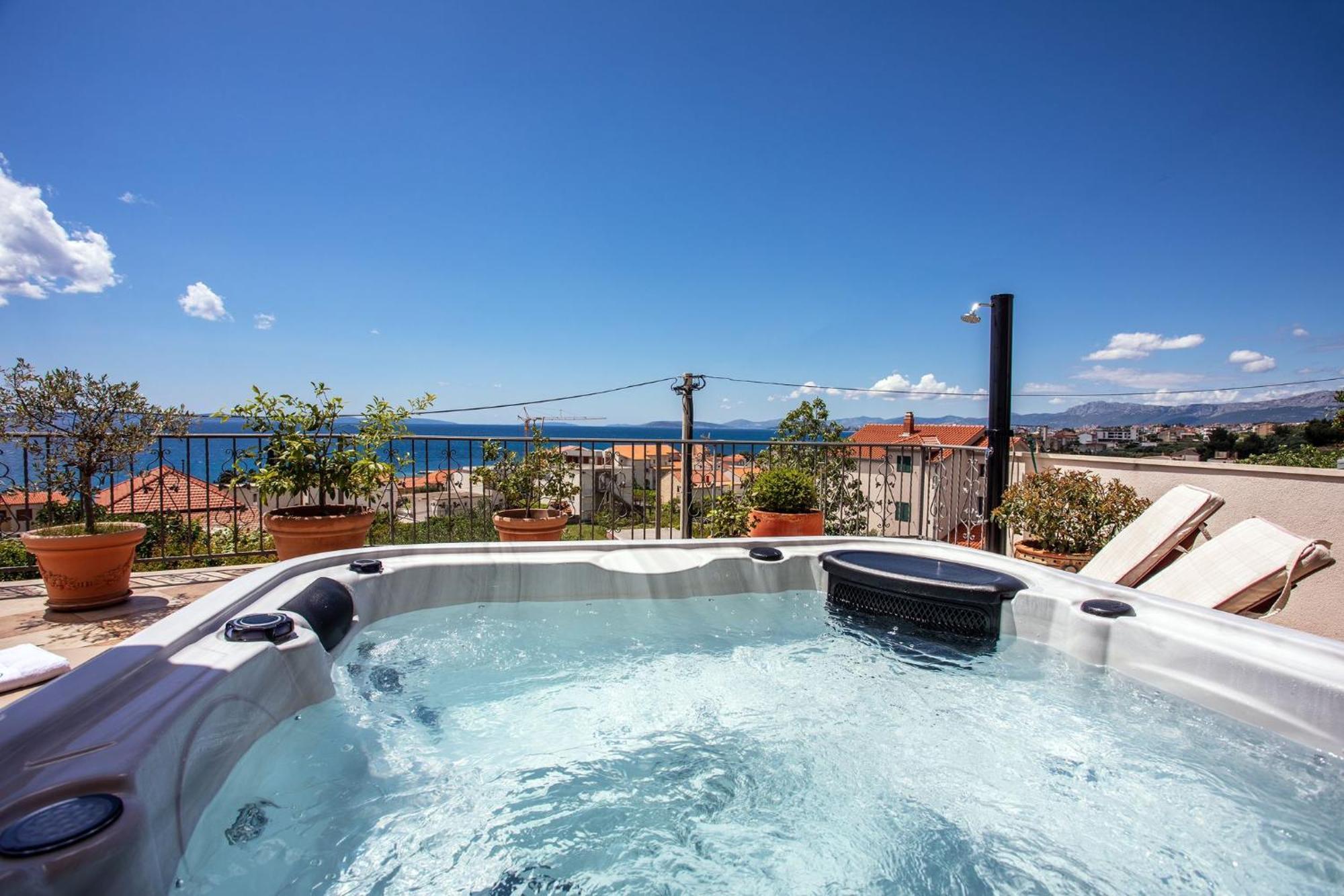 Idis Luxury Apartment Подстрана Екстер'єр фото